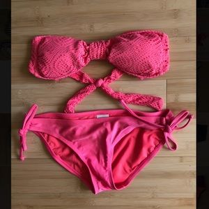 Pink strapless bikini